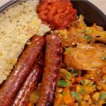 Couscous au poulet, merguez et légumes