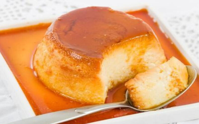 Flan aux pommes et au caramel