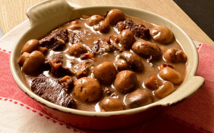 Joue de boeuf mijotée aux champignons de Paris – Toutes Recettes
