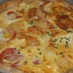 Quiche aux pommes de terre jambon cru et camembert
