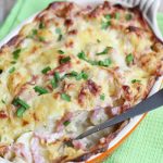 Gratin de chou-fleur, pommes de terre, fromage et jambon