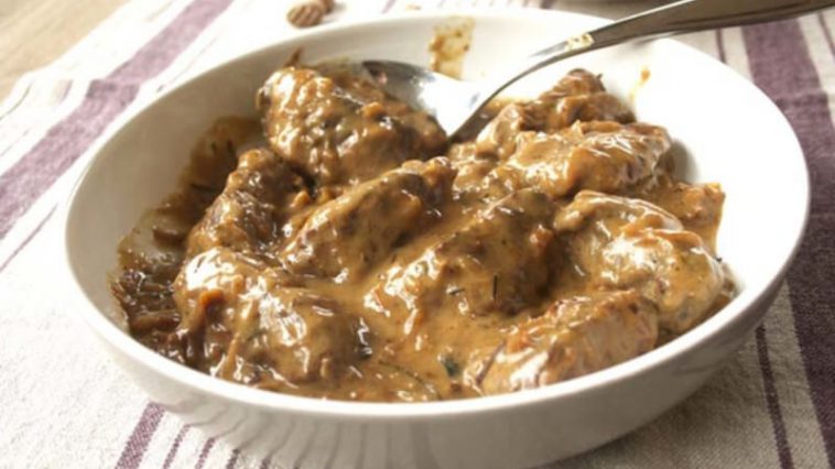 Crépinettes De Porc Mijotées Aux Champignons