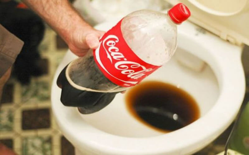 20 choses insolites à faire avec du Coca-Cola