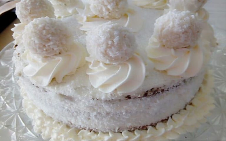 Gâteau à la noix de coco Raffaello
