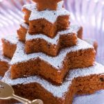 Gâteau étoilé au chocolat et aux noix