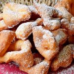 Oreillettes provençales parfumées à la fleur d'oranger