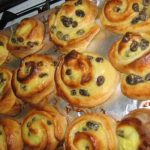 Pains aux raisins à la crème pâtissière un vrai régal
