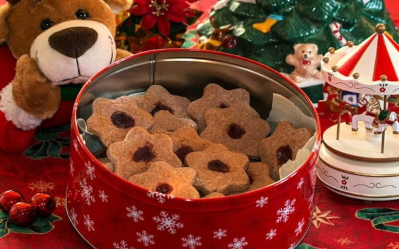 Sablés de Noël aux épices à la confiture, Linzer bredeles