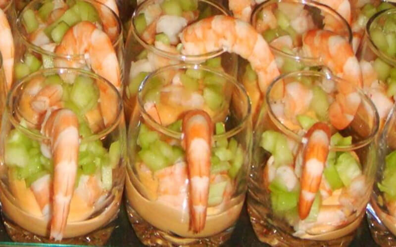 Verrines de crevettes et concombre apéro léger