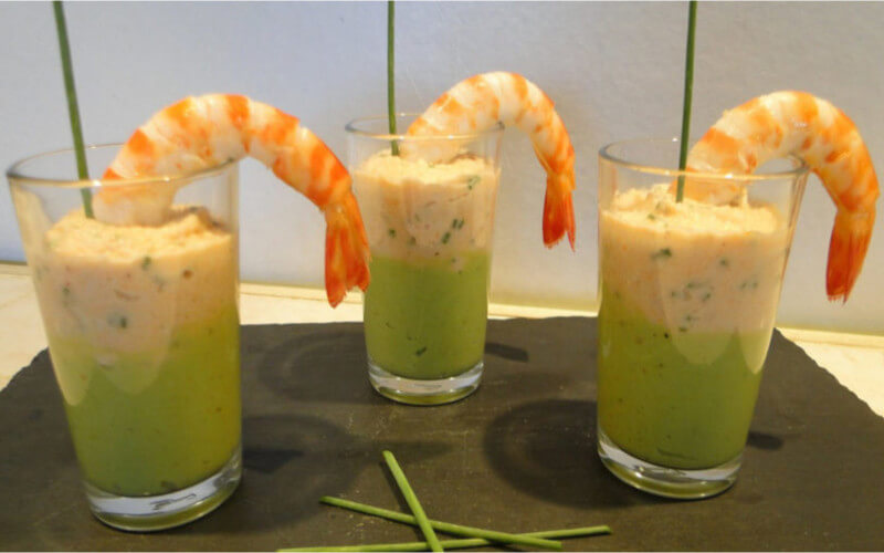 Verrines de mousse d’avocats et crème de crevettes