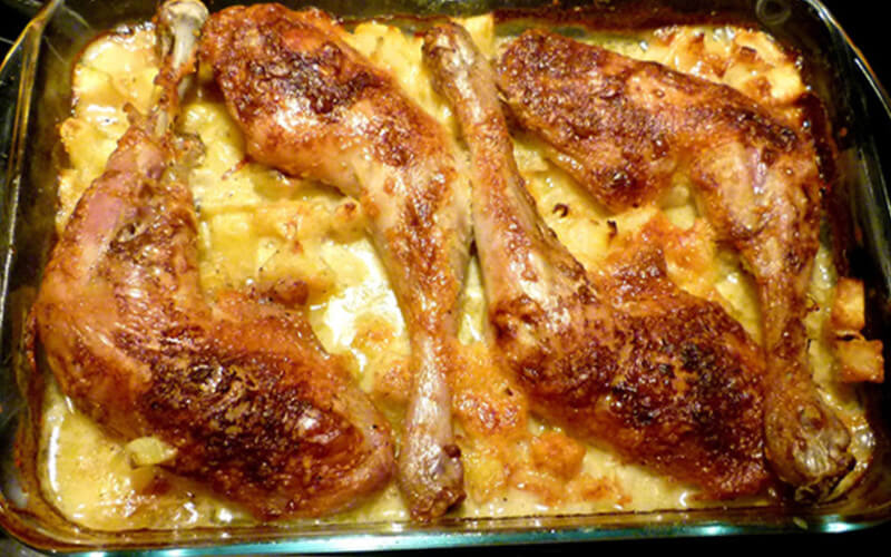 Gratin de cuisses de poulet aux pommes de terre