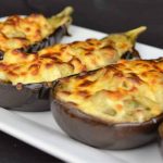 Aubergines farcies de poulet et de fromage