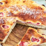 Gâteau au fromage et aux fraises