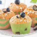 Muffins aux myrtilles et flocons d'avoine sans beurre