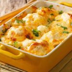 Chou-fleur au fromage râpé gratiné au four