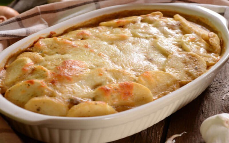 Gratin de pomme de terre et poulet très facile