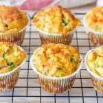 Muffins aux pommes de terre, courgettes et jambon