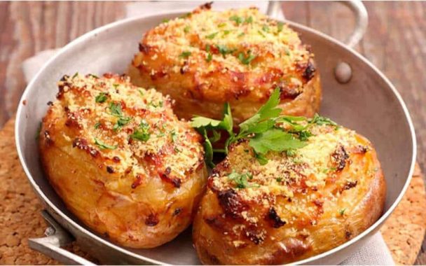 Boulettes de viande et pommes de terre gratinées – Toutes Recettes