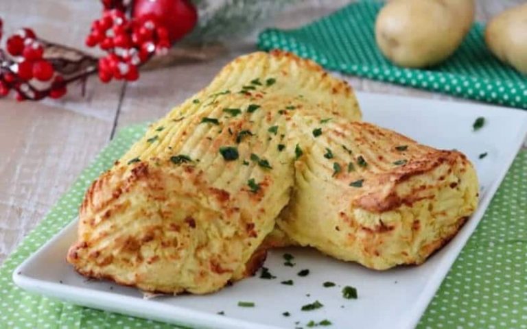 Bûche salée de pommes de terre au jambon cuit et mozzarella