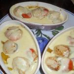 Cassolettes de Saint-Jacques aux pommes et au cidre