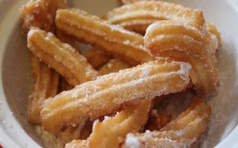 Churros espagnols fait maison facile et rapide