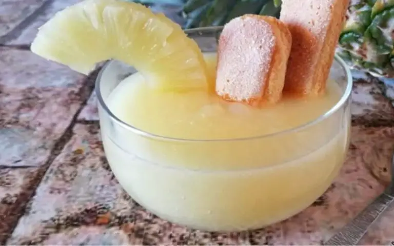 Crème d’ananas sans lait et sans œufs dessert léger