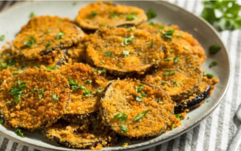 Aubergines gratinées à la chapelure et à l’ail