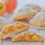 Biscuits farcis aux pommes à la cannelle