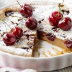 Clafoutis aux cerises Un Délicieux dessert aux fruits