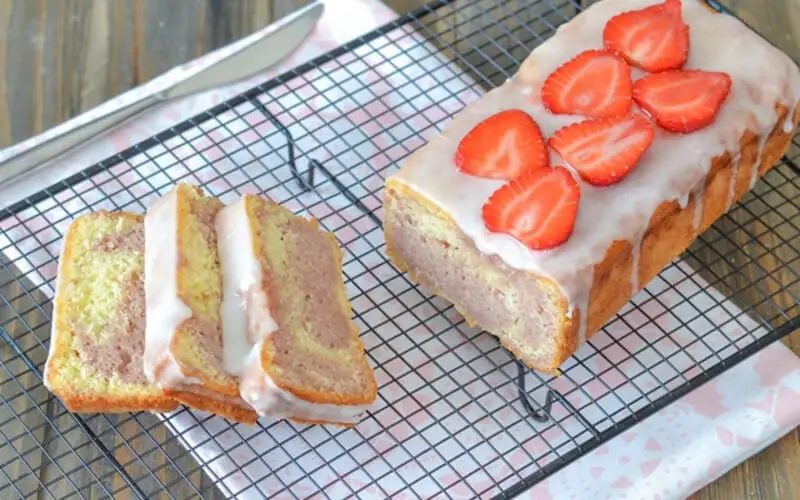 Gâteau aux fraises et au yaourt très doux