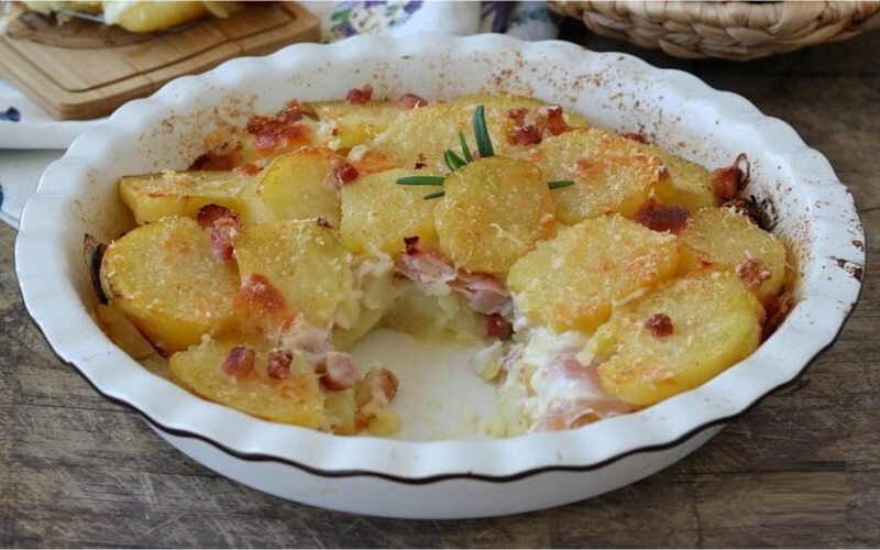 Gâteau de pommes de terre au Jambon et mozzarella