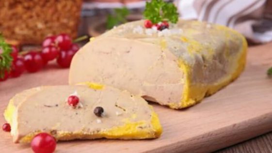 Chaussons au foie gras et confit d’oignon – Toutes Recettes