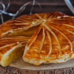 Galette des rois pralinée dessert traditionnel