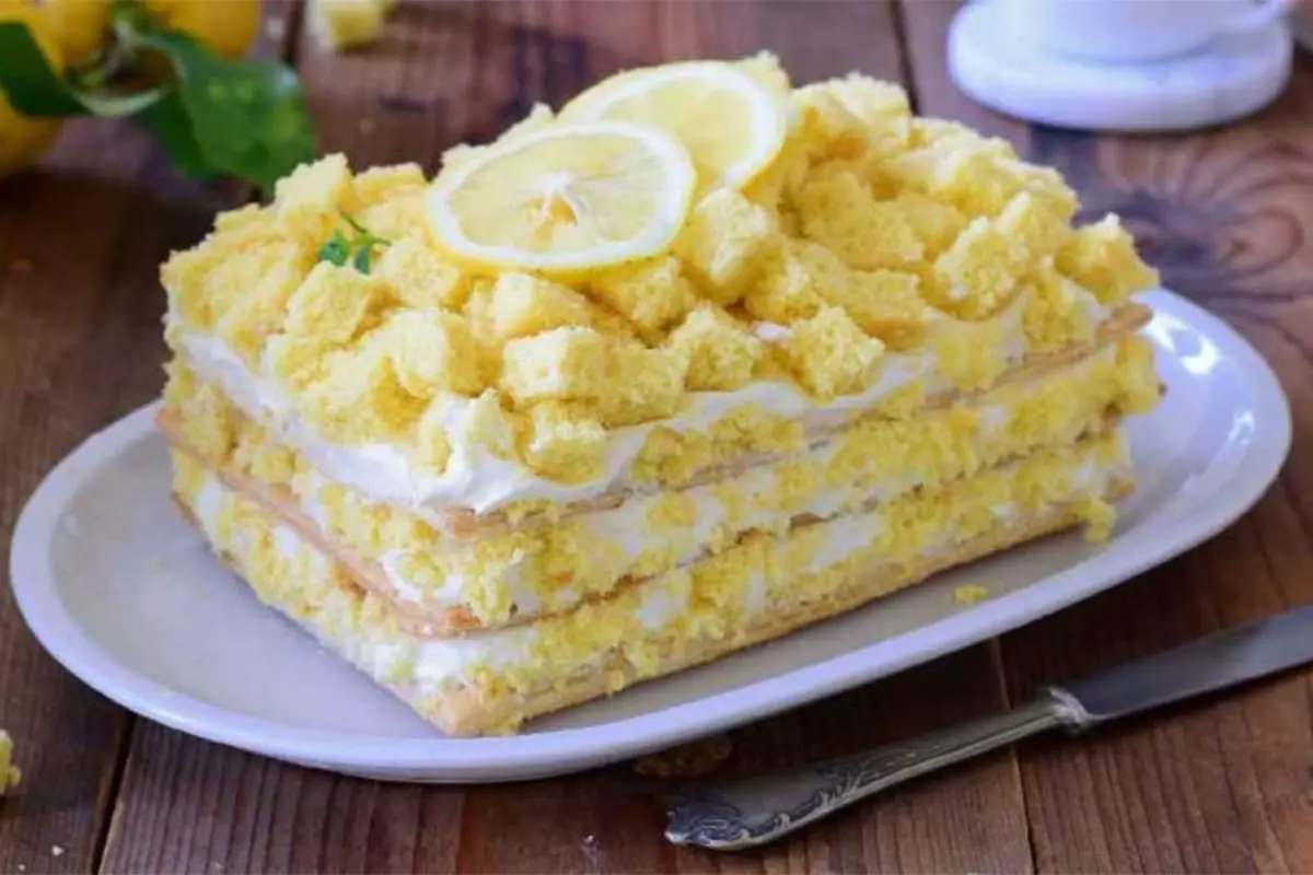 Mille-Feuille mimosa au citron crémeux