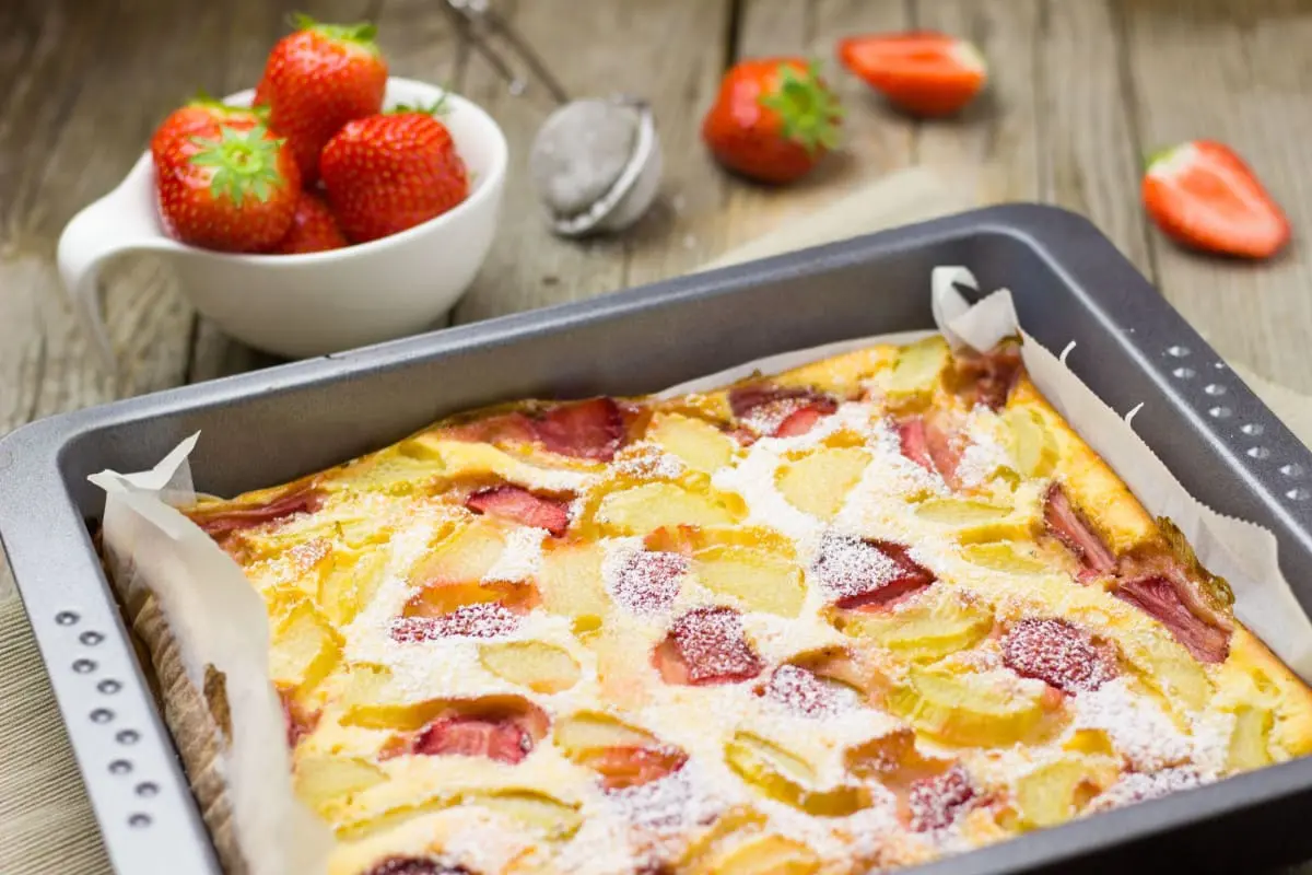 Clafoutis aux fraises dessert frais et fruité