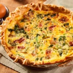 Quiche aux épinards et aux lardons à la crème fraîche