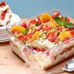 Tiramisu aux fraises, aux pistaches et à l’orange 