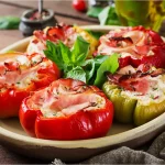 Poivrons farcis au fromage et bacon